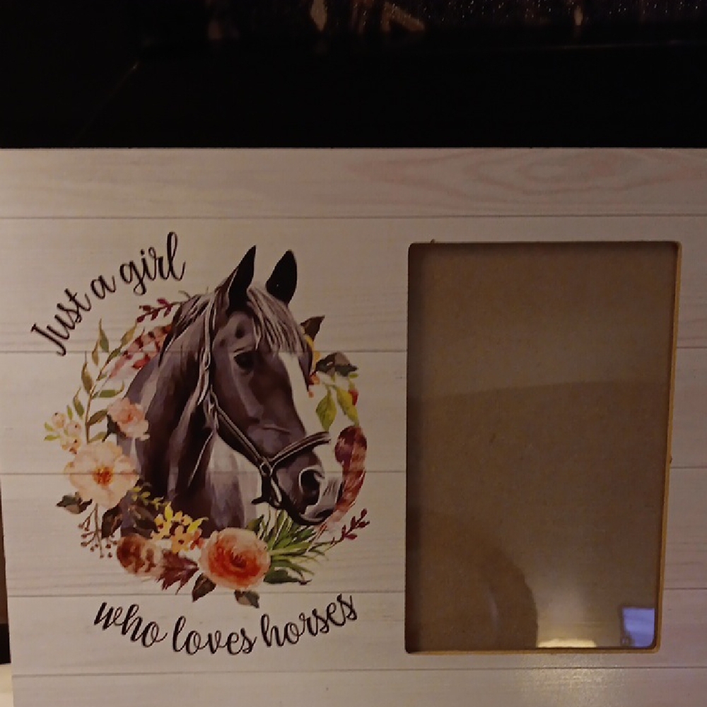 FLORAL HORSE-THEMED PICTURE FRAME